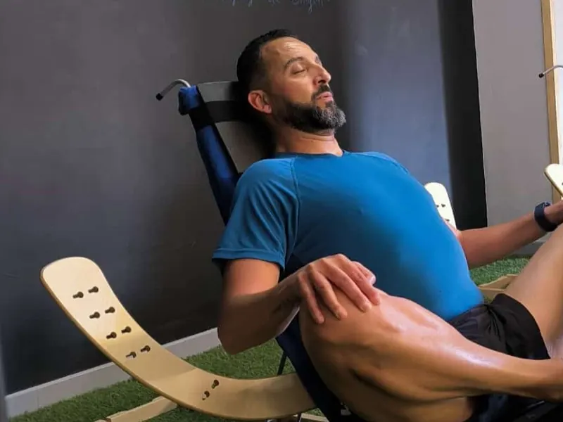 Sesión de hamaca postural en nuestro centro